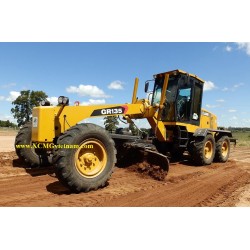 Xe san gạt XCMG GR135